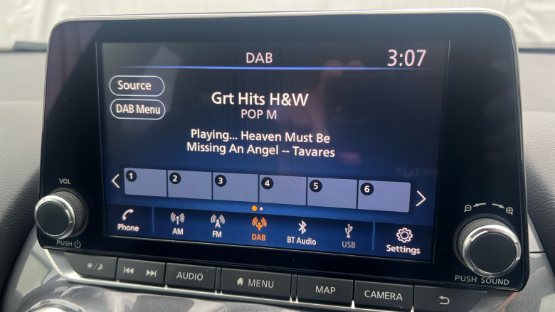 Nissan Juke 1.0 DiG-T 114 N-Connecta 5dr Petrol Hatchback